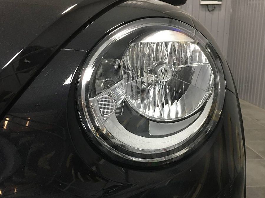 Установка лінз Volkswagen New Beetle