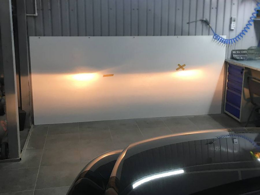 Установка лінз Volkswagen New Beetle