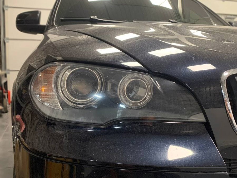 BMW X5 E70: Установка лінз у фари, ремонт фар, ремонт фар Київ, заміна скла фар	
