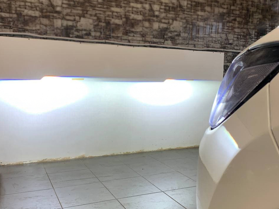 https://autosvet.com.ua/zamena-shtatnyh-linz