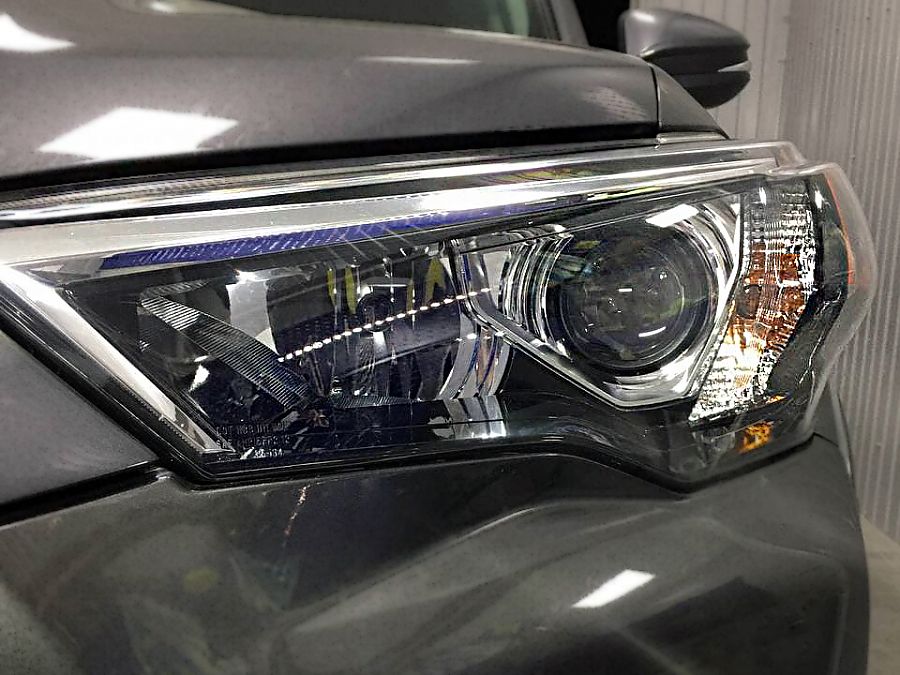 Заміна штатних лінз Toyota Highlander	
