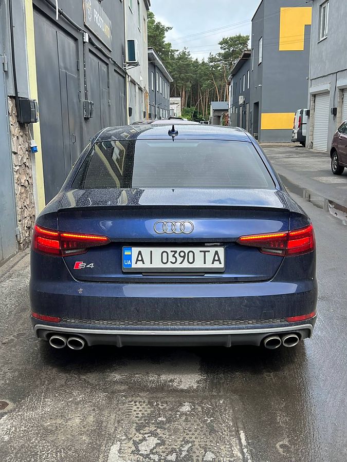 Переробка задніх ліхтарів з сша на европу ауді