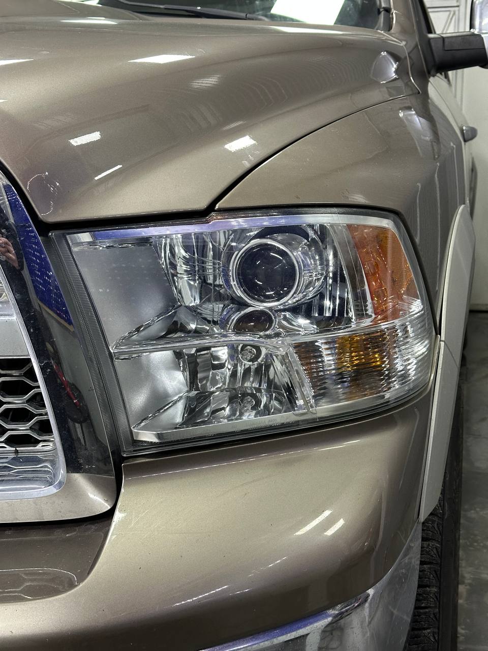 Dodge ram Встановлення лінз в фари