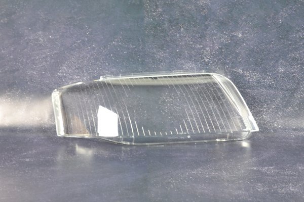 Скло фари для AUDI A6 C5 (2001-2004) рестайлінг праве