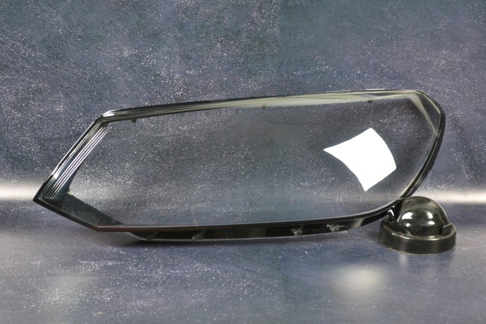 Скло фари для VOLKSWAGEN Touareg (2010-2014) ліве