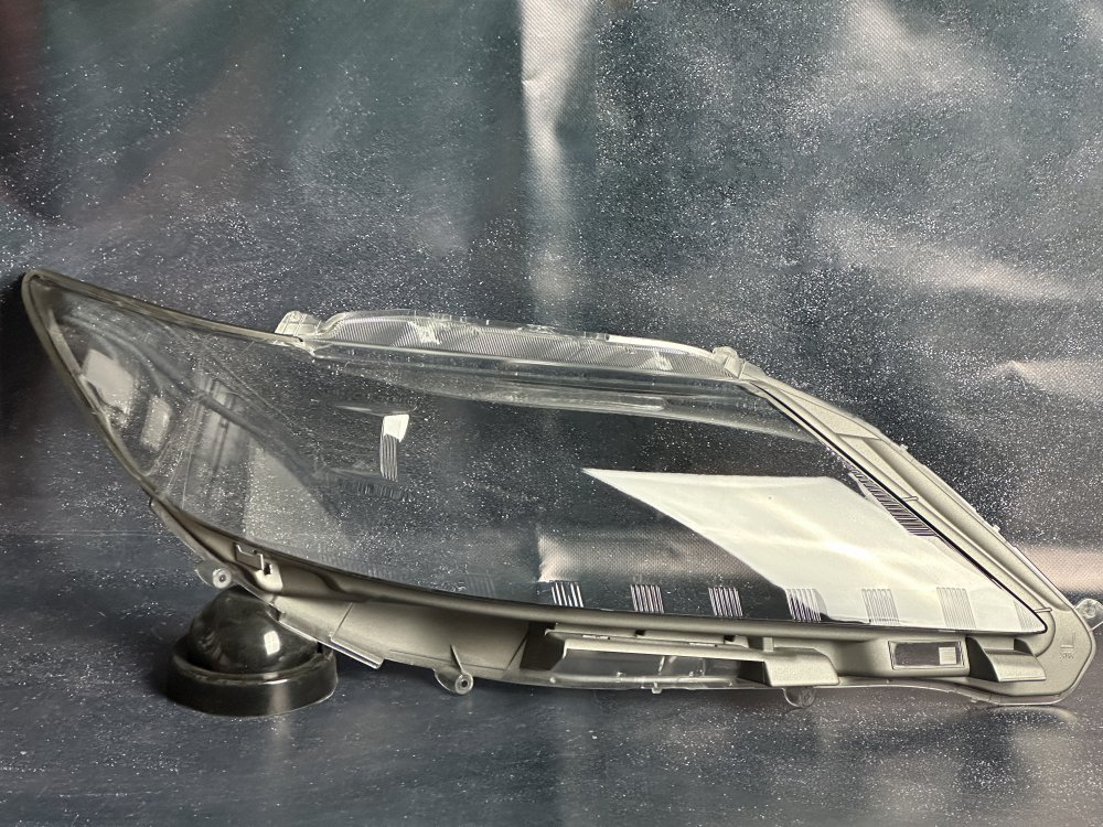 Скло фари для LEXUS ES (2012-2015) праве