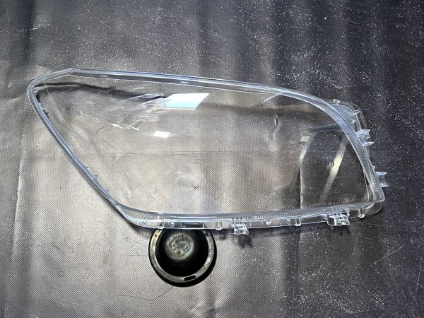 Скло фари для TOYOTA RAV4  (2005-2008) праве