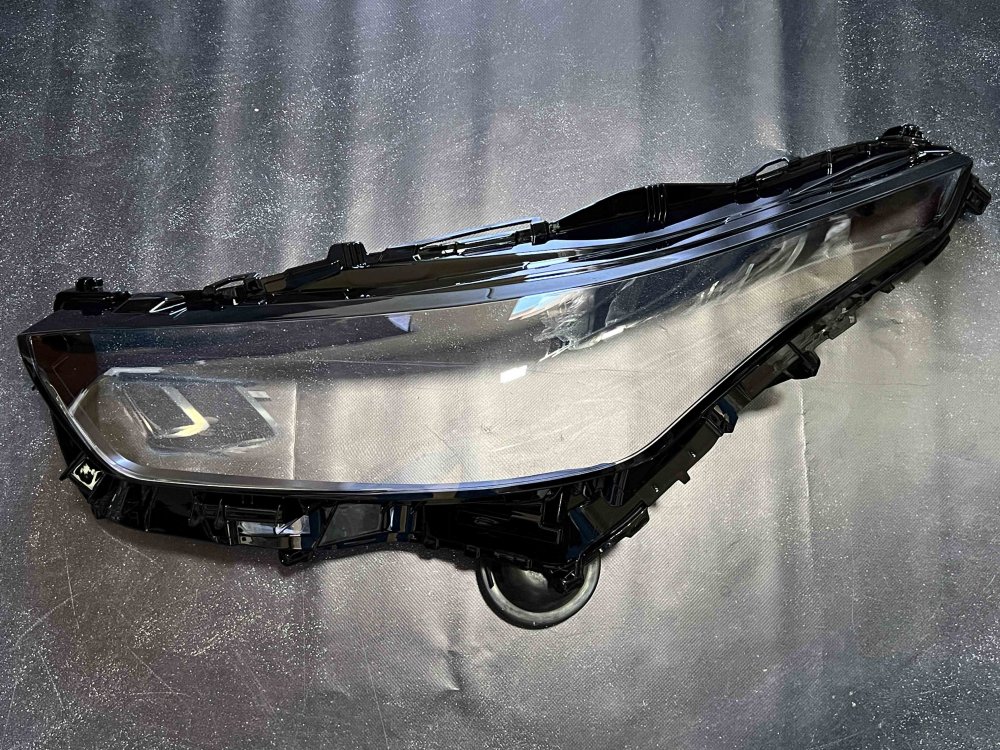 Скло фари для TOYOTA Highlander (2020-2024) ліве