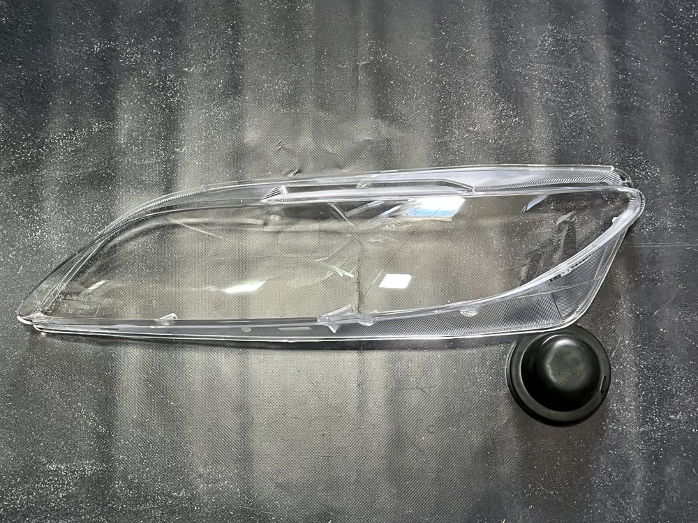 Скло фари для MAZDA 6 GG1 (2002-2008) ліве
