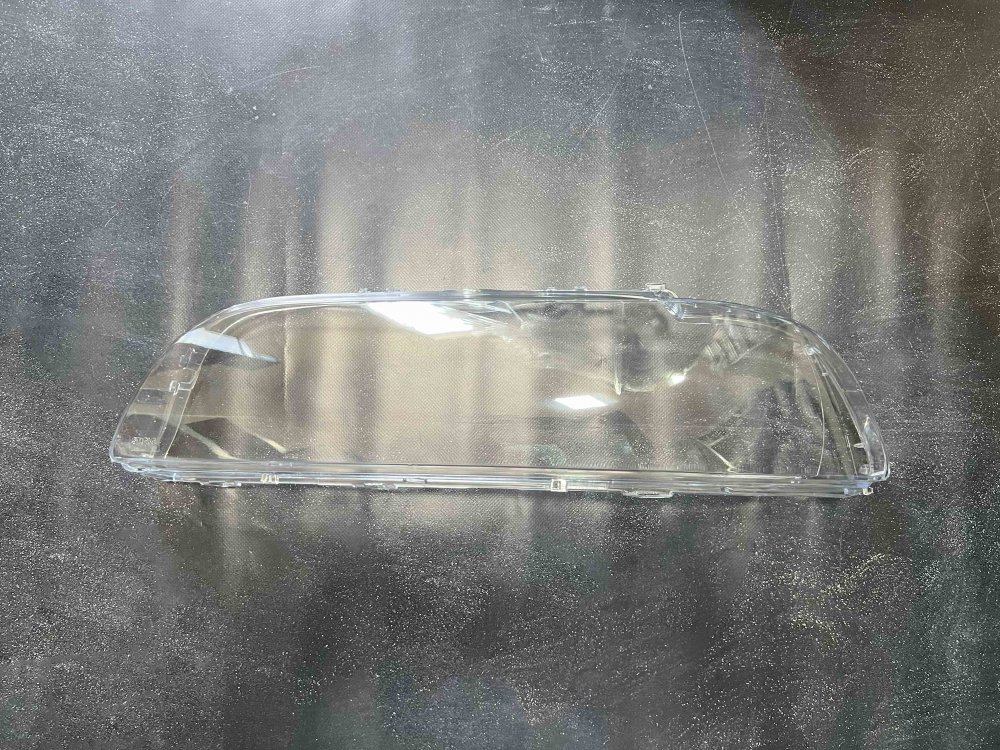 Скло фари для BMW 5 e39 (2000-2004) праве